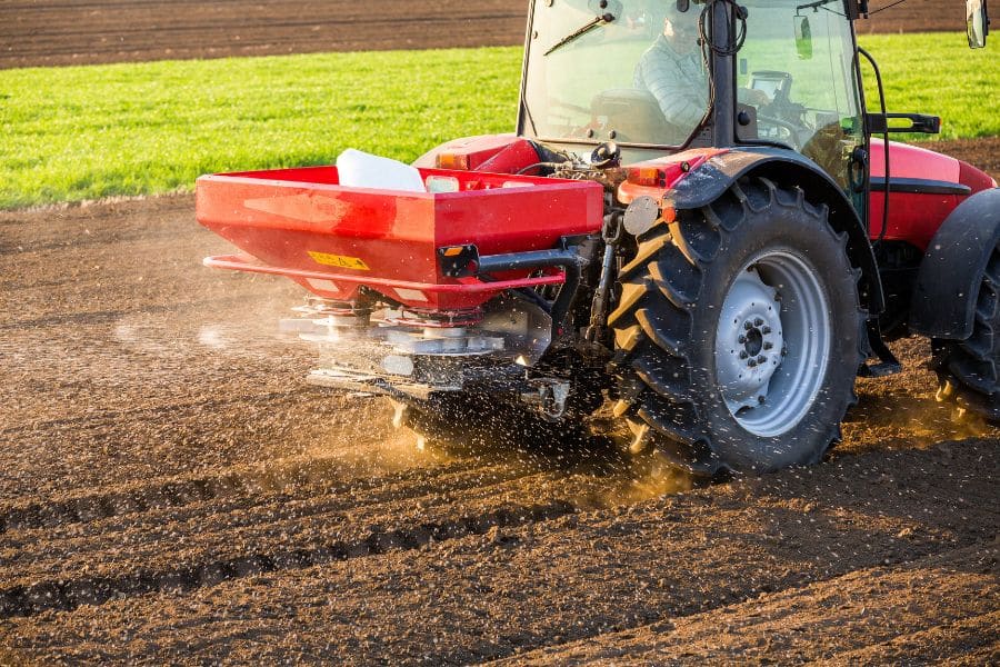1b Interior Dry Fertilizers Can Improve Soil Fertility