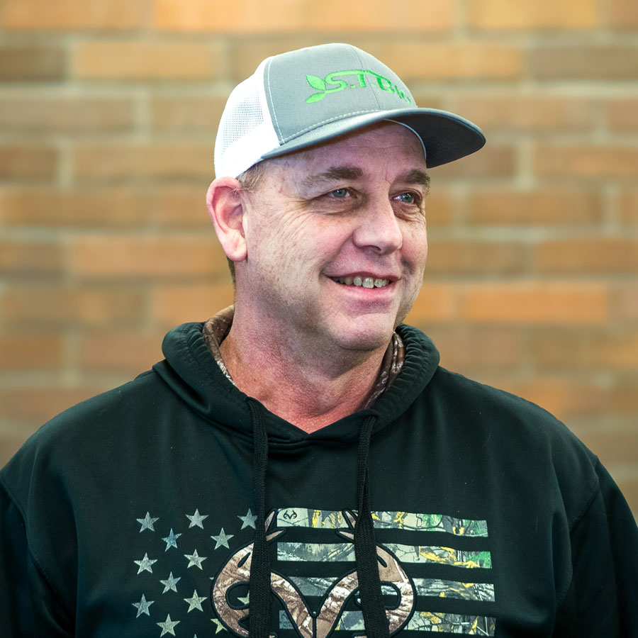 Stbio Headshot Delbert 2